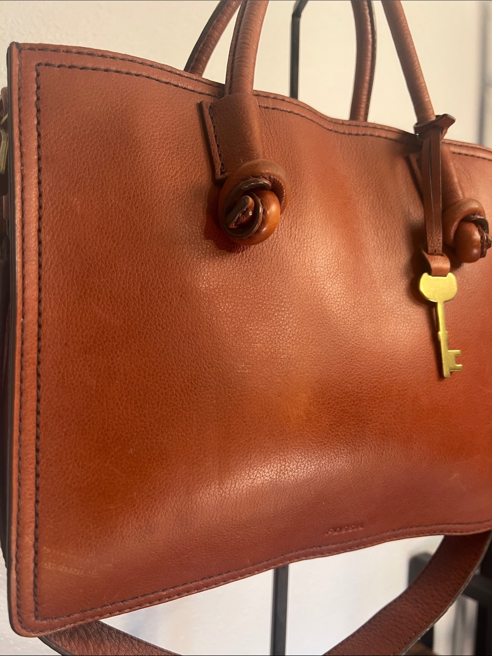 Vintage Fossil Skyler Leather Satchel in Cognac - Picture 5 of 15